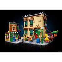 Конструктор LEGO Ideas 21324 Улица Сезам, 123 - Изображение №24 — Chaika Market