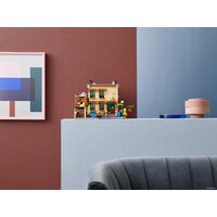 Конструктор LEGO Ideas 21324 Улица Сезам, 123 - Изображение №9 — Chaika Market