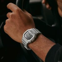 Наручные часы Casio G-Shock DW-5600FF-8 - Изображение №5 — Chaika Market