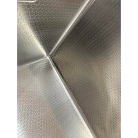 Кухонная мойка Roxen Snake 560220-45-S сатин/текстурная поверхность (с ролл-матом и дозатором) - Изображение №7 — Chaika Market