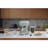 Рожковая кофеварка Smeg ECF02PGEU - Изображение №8 — Chaika Market