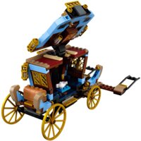 Конструктор LEGO Harry Potter 75958 Карета школы Шармбатон: приезд в Хогвартс - Изображение №7 — Chaika Market