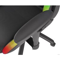 Игровое (геймерское) кресло Genesis Trit 500 RGB (черный) - Изображение №20 — Chaika Market