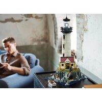 Конструктор LEGO Ideas 21335 Моторизованный маяк - Изображение №14 — Chaika Market