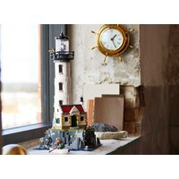 Конструктор LEGO Ideas 21335 Моторизованный маяк - Изображение №9 — Chaika Market