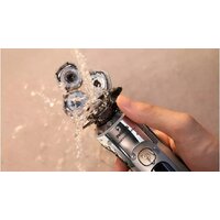 Электробритва Philips Series i9000 Prestige Ultra XP9404/31 - Изображение №14 — Chaika Market