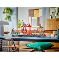 Конструктор LEGO City 60422 Морской порт с грузовым судном - Изображение №12 — Chaika Market