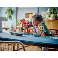 Конструктор LEGO City 60422 Морской порт с грузовым судном - Изображение №9 — Chaika Market