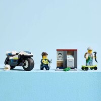 Конструктор LEGO City Полицейская погоня на мотоцикле 60455 - Изображение №9 — Chaika Market