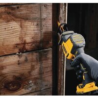 Сабельная пила DeWalt DCS312N-XJ (без АКБ) - Изображение №4 — Chaika Market