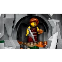 Конструктор LEGO Ideas 21343 Деревня Викингов - Изображение №9 — Chaika Market