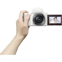 Беззеркальный фотоаппарат Sony ZV-E10L Kit 16-50mm (белый) - Изображение №11 — Chaika Market