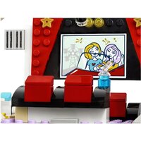 Конструктор LEGO Friends 41448 Кинотеатр Хартлейк-Сити - Изображение №10 — Chaika Market