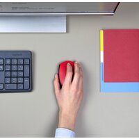 Мышь Logitech M171 (красный/черный) - Изображение №5 — Chaika Market