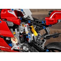 Конструктор LEGO Technic 42107 Ducati Panigale V4 R - Изображение №13 — Chaika Market