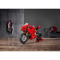 Конструктор LEGO Technic 42107 Ducati Panigale V4 R - Изображение №16 — Chaika Market