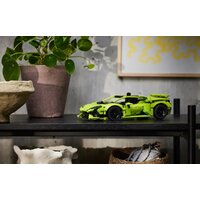 Конструктор LEGO Technic 42161 Lamborghini Huracan Tecnica - Изображение №8 — Chaika Market