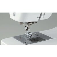 Электромеханическая швейная машина Brother HF 37 - Изображение №3 — Chaika Market