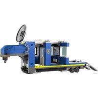 Конструктор LEGO City 60315 Полицейский мобильный командный трейлер - Изображение №6 — Chaika Market