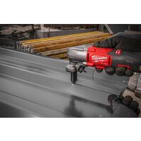 Высечные электрические ножницы Milwaukee M12 FNB16-402X 4933479619 (с 2-мя АКБ, кейс) - Изображение №3 — Chaika Market