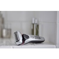 Электробритва Panasonic ES-LT2N - Изображение №5 — Chaika Market