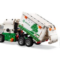 Конструктор LEGO Technic 42167 Электрический мусоровоз Mack LR - Изображение №6 — Chaika Market