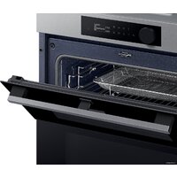 Электрический духовой шкаф Samsung NV7B5745PAS/U2 - Изображение №5 — Chaika Market