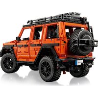 Конструктор LEGO Technic 42177 Профессиональная линейка Mercedes-Benz G500 - Изображение №5 — Chaika Market