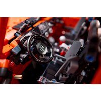 Конструктор LEGO Technic 42177 Профессиональная линейка Mercedes-Benz G500 - Изображение №11 — Chaika Market