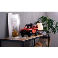 Конструктор LEGO Technic 42177 Профессиональная линейка Mercedes-Benz G500 - Изображение №15 — Chaika Market