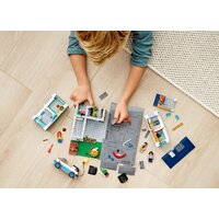 Конструктор LEGO City 60291 Семейный дом - Изображение №11 — Chaika Market
