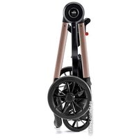 Универсальная коляска CAM Posh (2 в 1, розовый/рама розовое золото) - Изображение №3 — Chaika Market