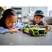 Конструктор LEGO Technic 42138 Ford Mustang Shelby GT500 - Изображение №4 — Chaika Market