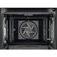 Электрический духовой шкаф Electrolux SteamBoost 800 EOB8S39WZ - Изображение №3 — Chaika Market