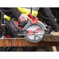 Дисковая (циркулярная) пила Milwaukee M18FCS66GR3-0 4933493491 (без АКБ) - Изображение №19 — Chaika Market