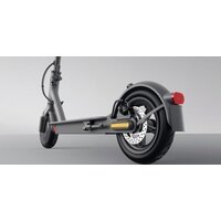Электросамокат Xiaomi Mi Electric Scooter Essential (международная версия, черный) - Изображение №8 — Chaika Market