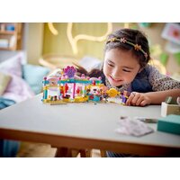 Конструктор LEGO Friends 42649 Кондитерская в Хартлейк-Сити - Изображение №11 — Chaika Market