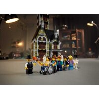 Конструктор LEGO Creator 10273 Дом с привидениями - Изображение №13 — Chaika Market