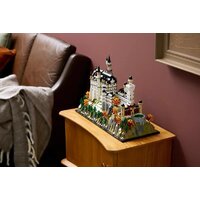 Конструктор LEGO Architecture 21063 Neuschwanstein Castle - Изображение №11 — Chaika Market