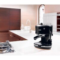 Рожковая помповая кофеварка DeLonghi ECO 311.BK - Изображение №4 — Chaika Market