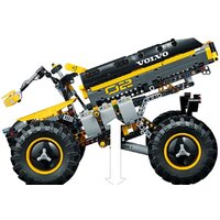 Конструктор LEGO Technic 42081 Volvo Колесный погрузчик Zeux - Изображение №7 — Chaika Market