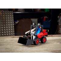 Конструктор LEGO Technic 42116 Фронтальный погрузчик - Изображение №10 — Chaika Market