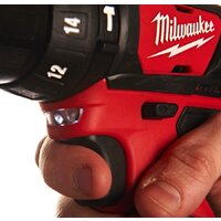 Ударная дрель-шуруповерт Milwaukee M12 BPD-202C 4933441940 (с 2-мя АКБ, кейс) - Изображение №3 — Chaika Market