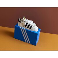 Конструктор LEGO 10282 Кроссовки adidas Originals Superstar - Изображение №15 — Chaika Market