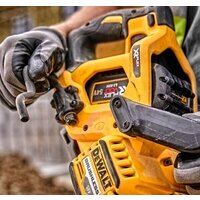 Дисковая (циркулярная) пила DeWalt DCS577N (без АКБ) - Изображение №6 — Chaika Market