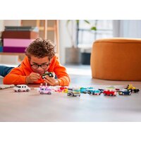 Набор деталей LEGO Classic 11036 Создавай автомобили - Изображение №12 — Chaika Market
