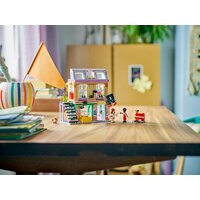 Конструктор LEGO Friends Музыкальный магазин и квартира 42653 - Изображение №11 — Chaika Market