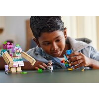 Конструктор LEGO Minecraft 21257 Столкновение с Пожирателем - Изображение №10 — Chaika Market