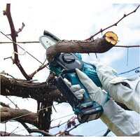 Аккумуляторная пила Makita UC100DWA (с 1-м АКБ) - Изображение №2 — Chaika Market