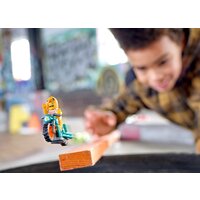 Конструктор LEGO City 60310 Трюковый мотоцикл с цыпленком - Изображение №4 — Chaika Market